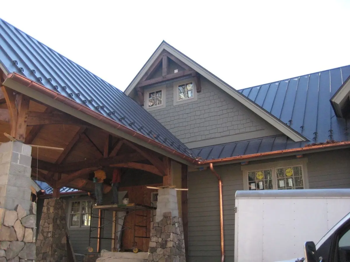 Craftsman Roofing team delivering quality roofing work in Orlando